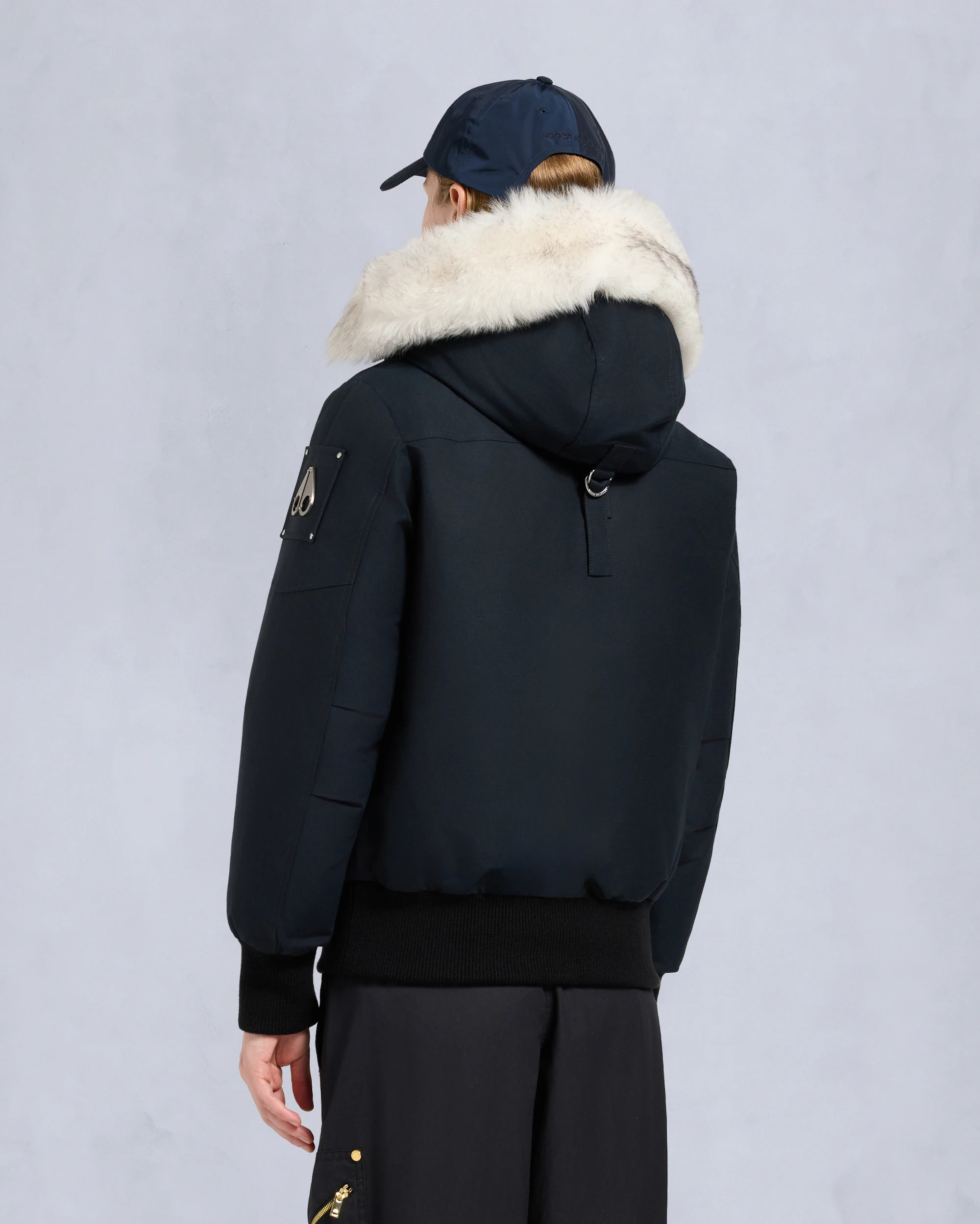m35lb002s_1005_back